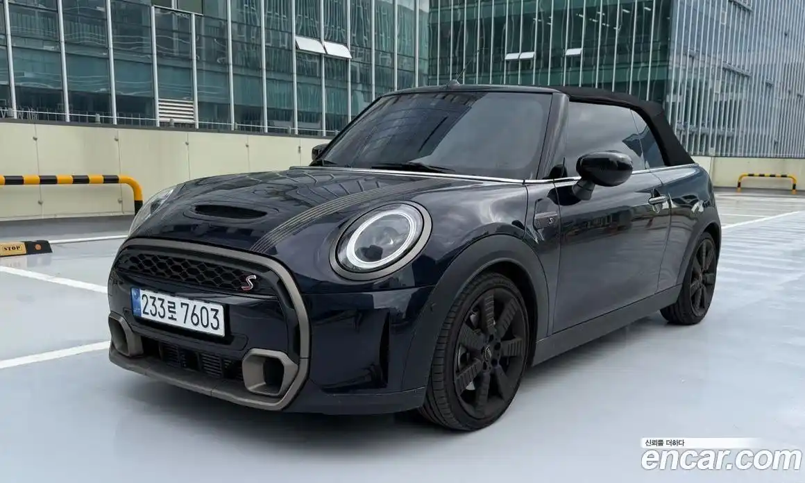 Mini Cooper Convertible 2024 2.0 Автомат в Москве № 213996, фото 11