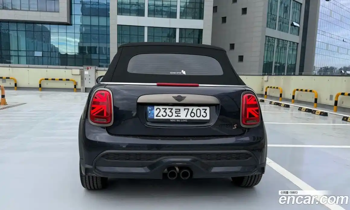 Mini Cooper Convertible 2024 2.0 Автомат в Москве № 213996, фото 13