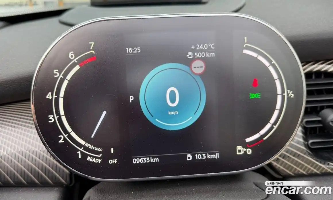 Mini Cooper Convertible 2024 2.0 Автомат в Москве № 213996, фото 4