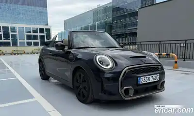 Mini Cooper Convertible 2024 2.0 Автомат в Москве № 213996, миниатюра 5