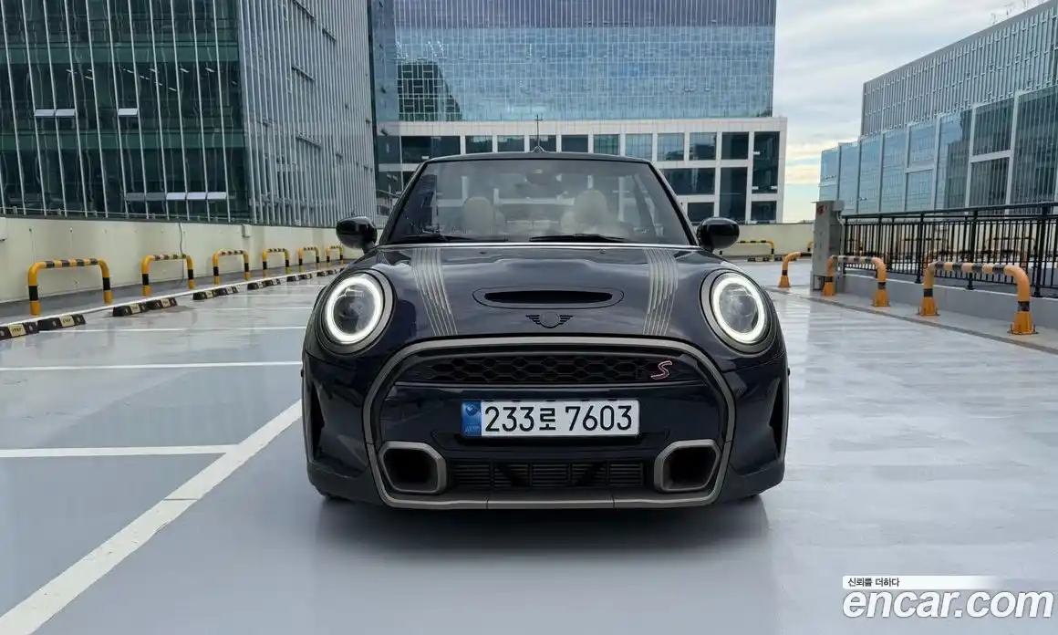 Mini Cooper Convertible 2024 2.0 Автомат в Москве № 213996, фото 7