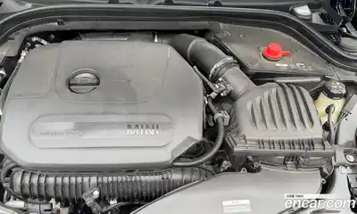 Mini Cooper Convertible 2024 2.0 Автомат в Москве № 213996, миниатюра 8