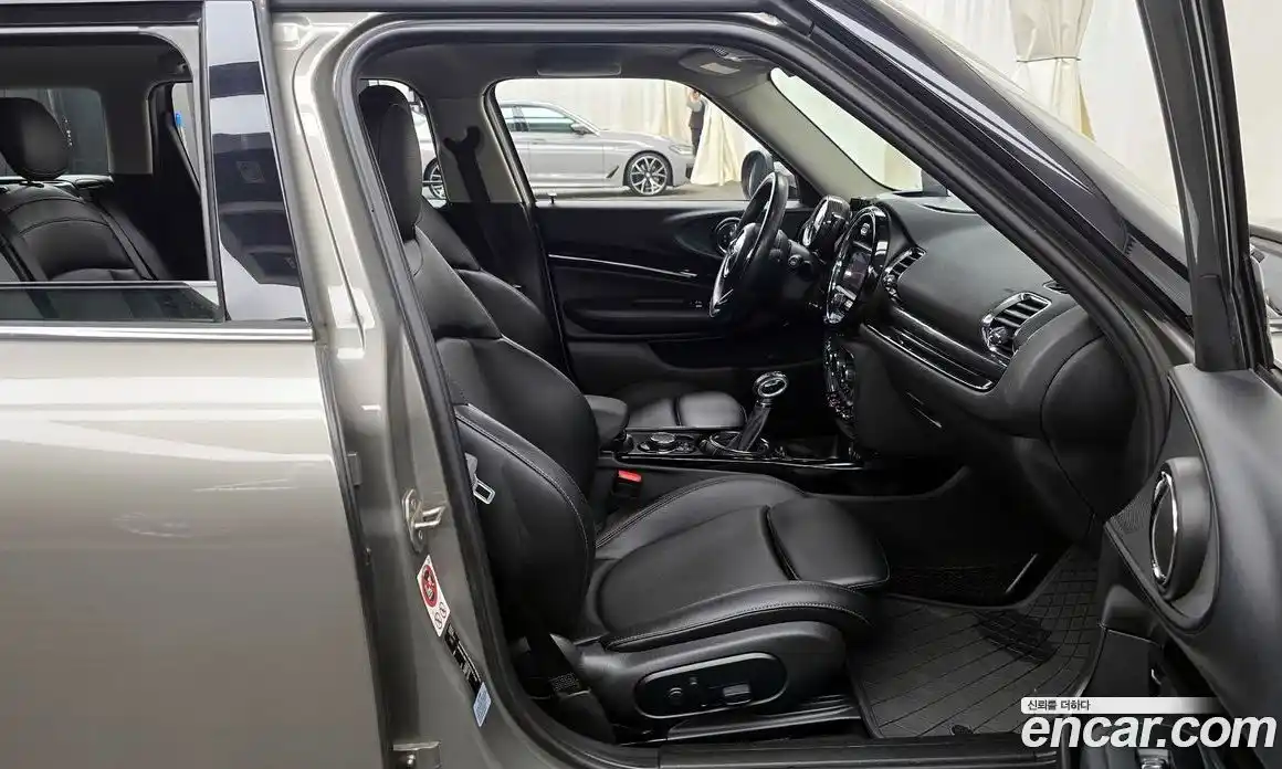 Mini Clubman 2017 2.0 Автомат в Москве № 214356, фото 16