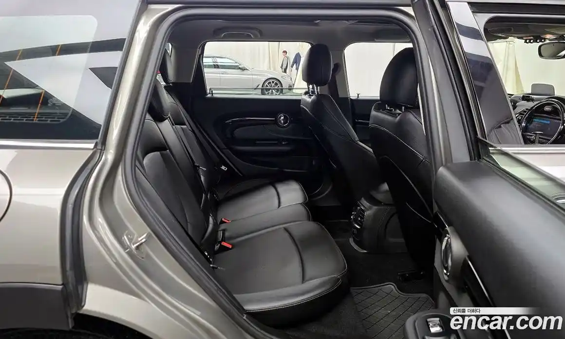 Mini Clubman 2017 2.0 Автомат в Москве № 214356, фото 9