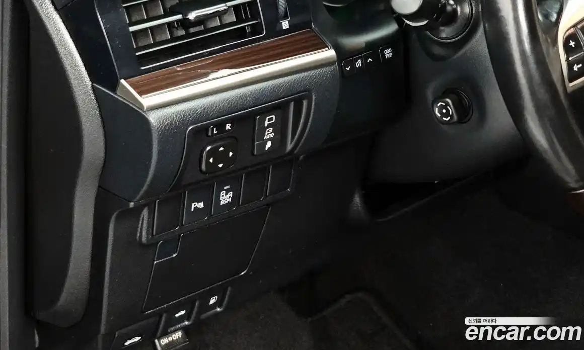 Lexus ES 2018 2.5 Автомат в Москве № 214682, фото 9