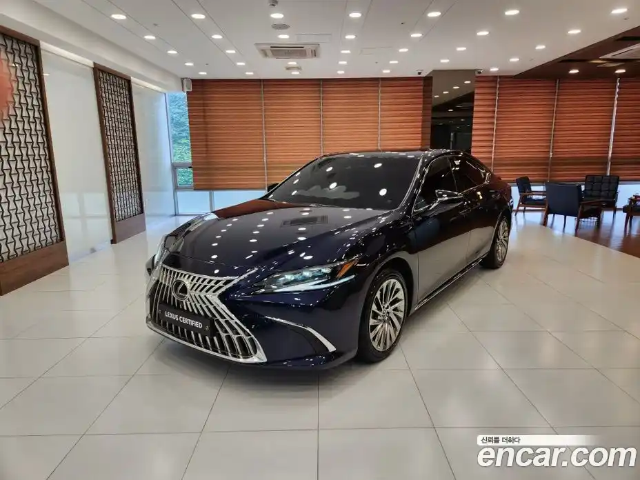 Lexus ES 2026 2.5 Вариатор в Москве № 214741, фото 1