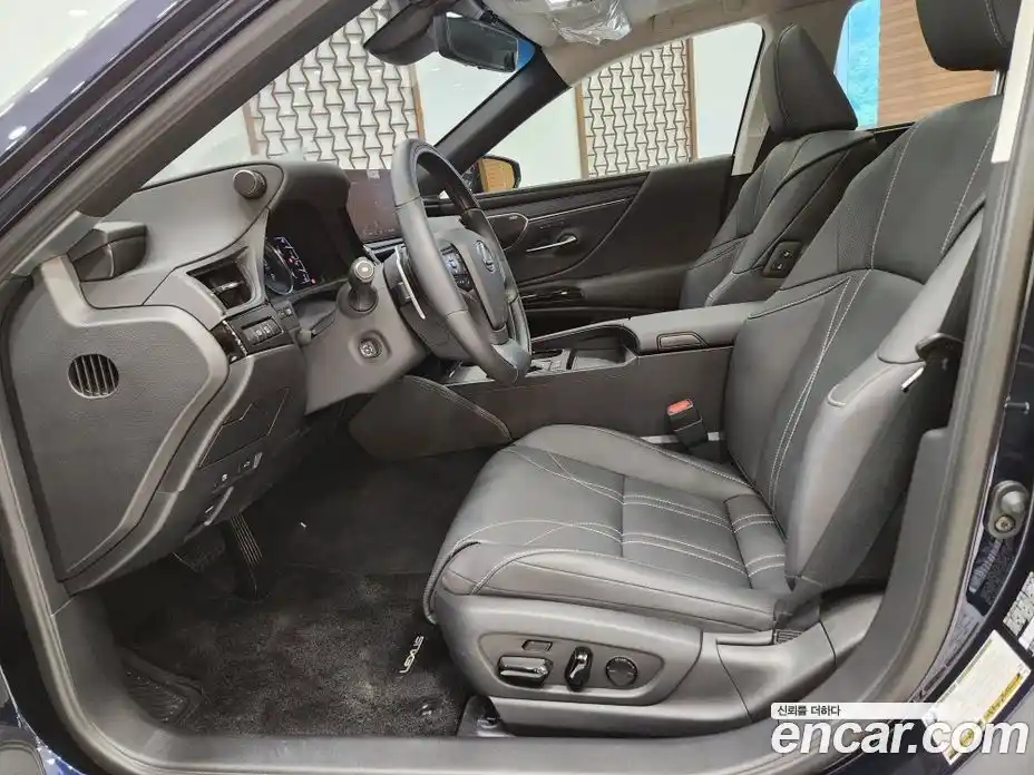 Lexus ES 2026 2.5 Вариатор в Москве № 214741, фото 13