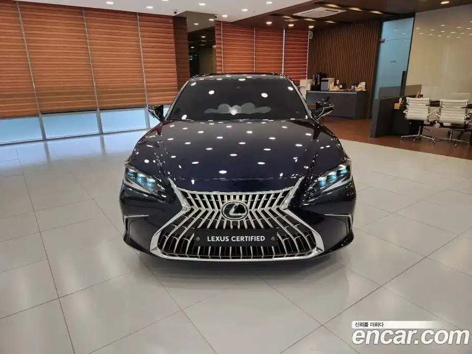 Lexus ES 2026 2.5 Вариатор в Москве № 214741, фото 3