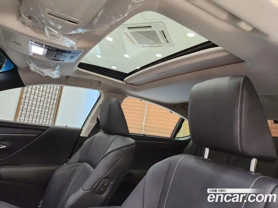 Lexus ES 2026 2.5 Вариатор в Москве № 214741, фото 8