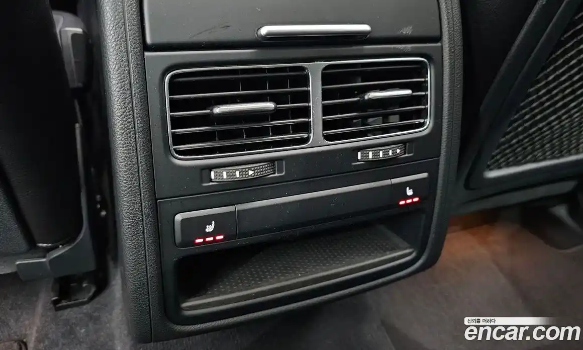 Volkswagen Touareg 2016 3.0 Автомат в Москве № 215360, фото 14