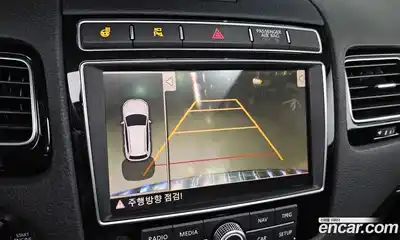 Volkswagen Touareg 2016 3.0 Автомат в Москве № 215360, миниатюра 10