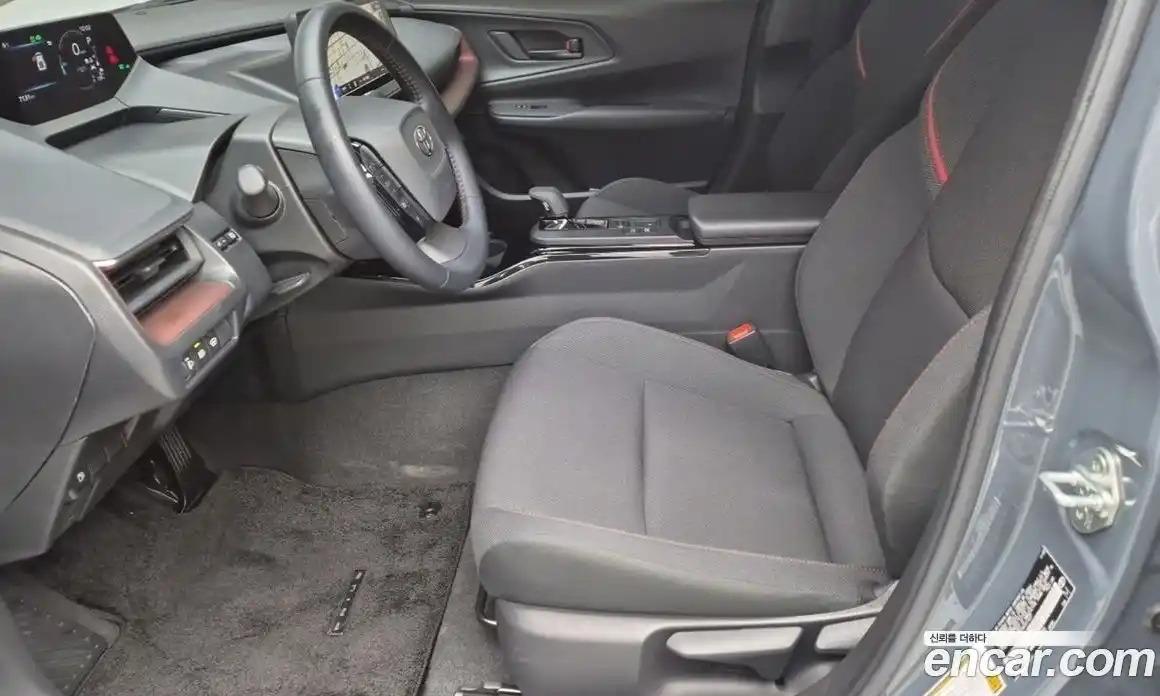 Toyota Prius 2024 2.0 Автомат в Москве № 215597, фото 10