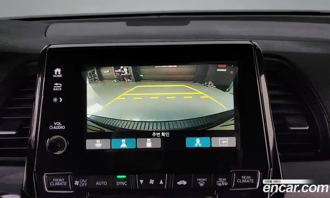 Honda Odyssey 2019 3.5 Автомат в Москве № 215704, фото 11