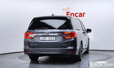 Honda Odyssey 2019 3.5 Автомат в Москве № 215704, миниатюра 7