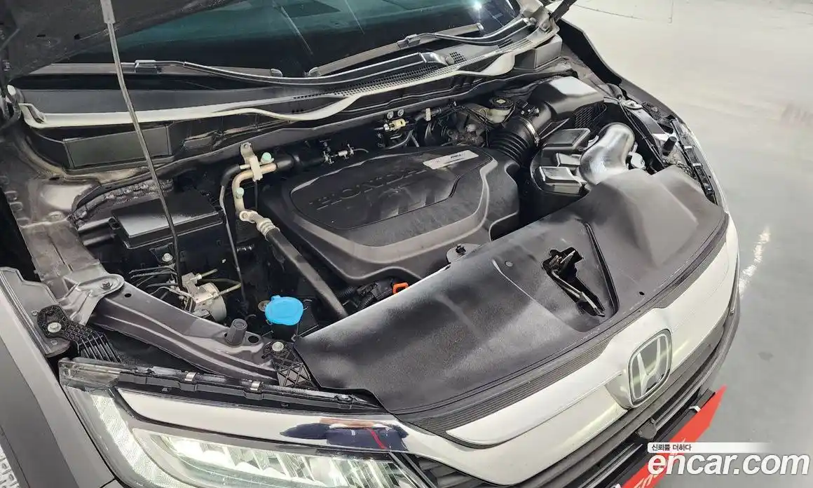 Honda Odyssey 2019 3.5 Автомат в Москве № 215704, фото 10