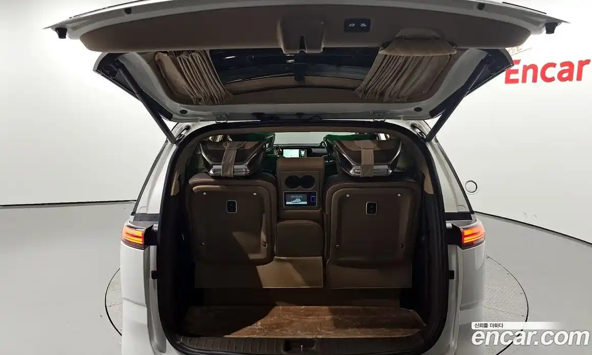 Kia Canival 2022 3.5 Автомат в Москве № 21594, фото 20