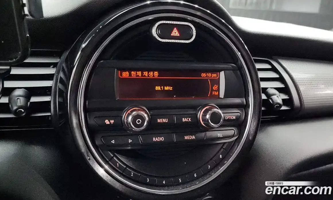 Mini Cooper 2015 1.5 Автомат в Москве № 216005, фото 12