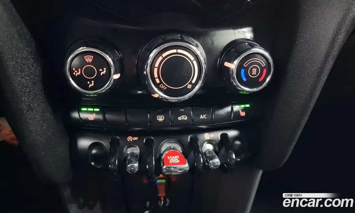 Mini Cooper 2015 1.5 Автомат в Москве № 216005, фото 6