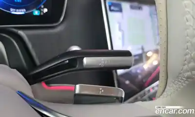 Mercedes-Benz EQS 2023 0.3 Автомат в Москве № 220478, миниатюра 11