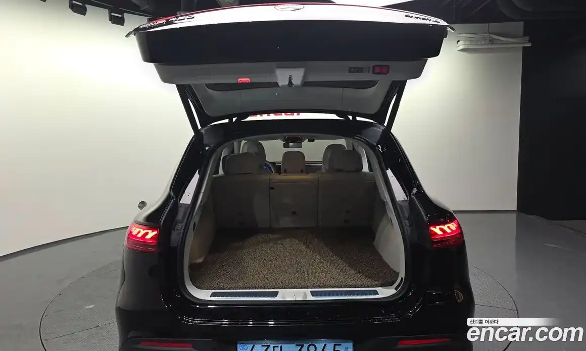 Mercedes-Benz EQS 2023 0.3 Автомат в Москве № 220478, фото 19