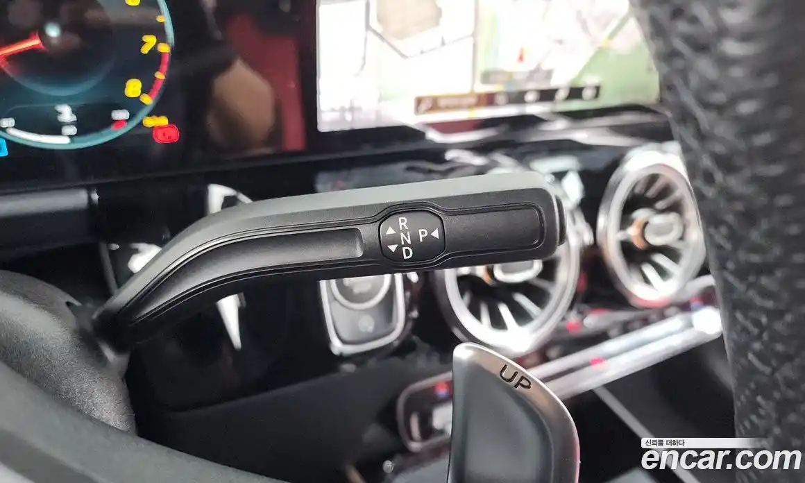 Mercedes-Benz GLA-Class 2023 2.0 Автомат в Москве № 222373, фото 9