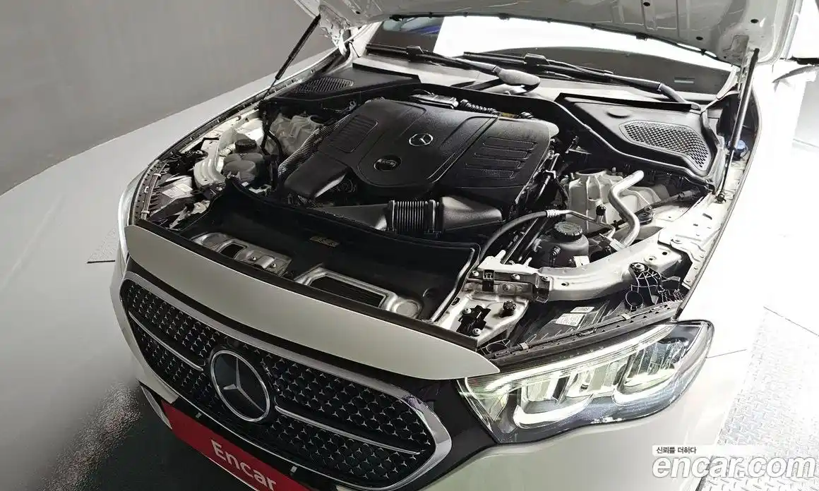 Mercedes-Benz E-Class 2024 2.0 Автомат в Москве № 222519, фото 17