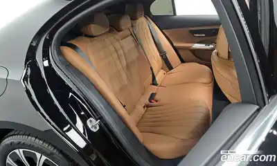 Mercedes-Benz E-Class 2024 2.0 Автомат в Москве № 223024, миниатюра 12