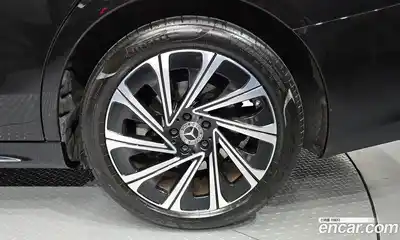 Mercedes-Benz E-Class 2024 2.0 Автомат в Москве № 223024, миниатюра 4