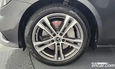 Mercedes-Benz E-Class 2021 2.0 Автомат в Москве № 223278, миниатюра 9