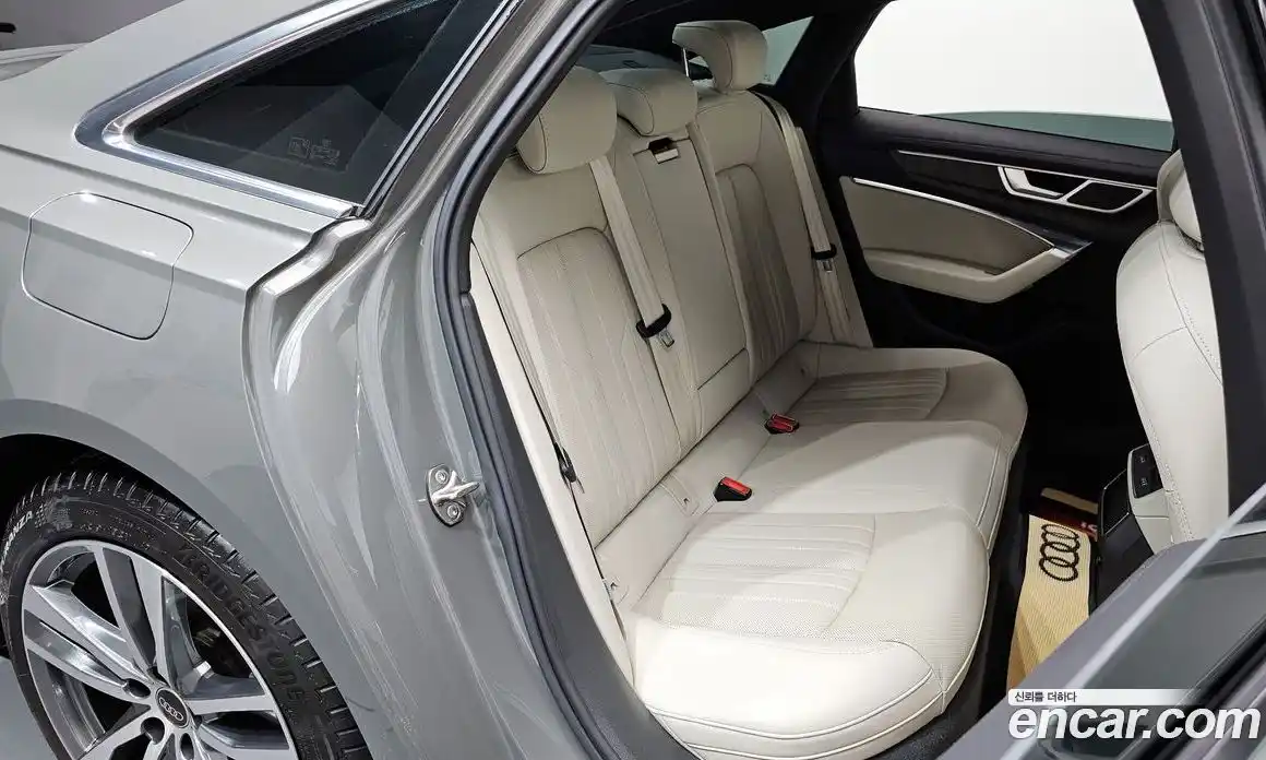 Audi A6 2023 2.0 Автомат в Москве № 224264, фото 12