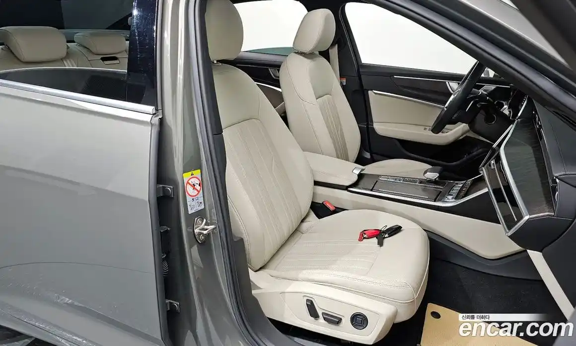 Audi A6 2023 2.0 Автомат в Москве № 224264, фото 10