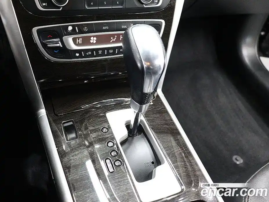 Renault SM5 2015 1.5 Автомат в Москве № 227461, фото 17