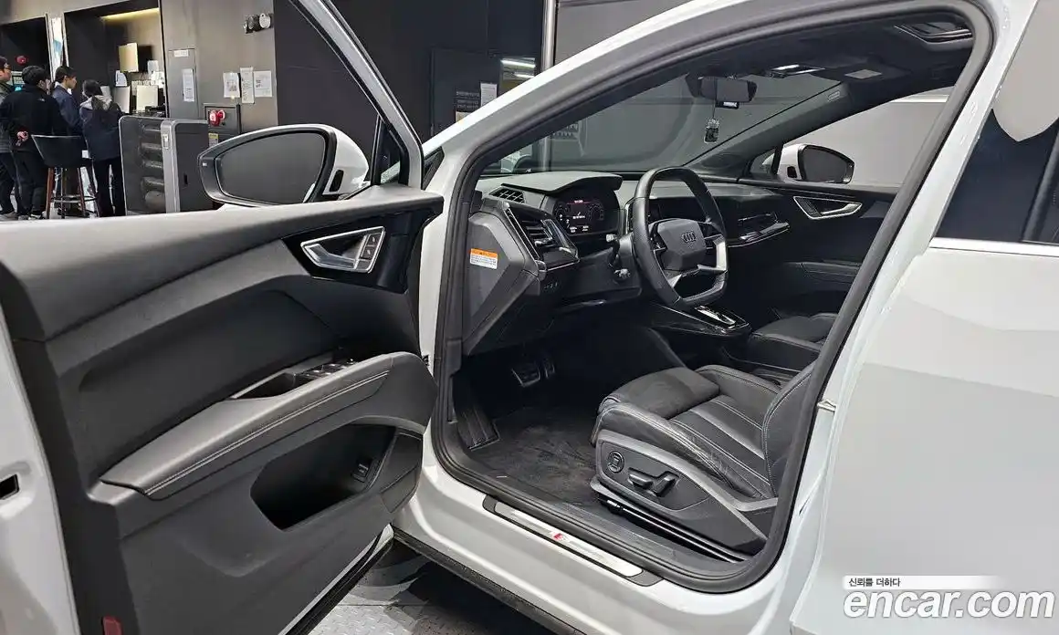 Audi Q4 e-tron 2022 0.2 Автомат в Москве № 230033, фото 8