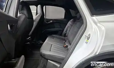 Audi Q4 e-tron 2022 0.2 Автомат в Москве № 230033, миниатюра 9