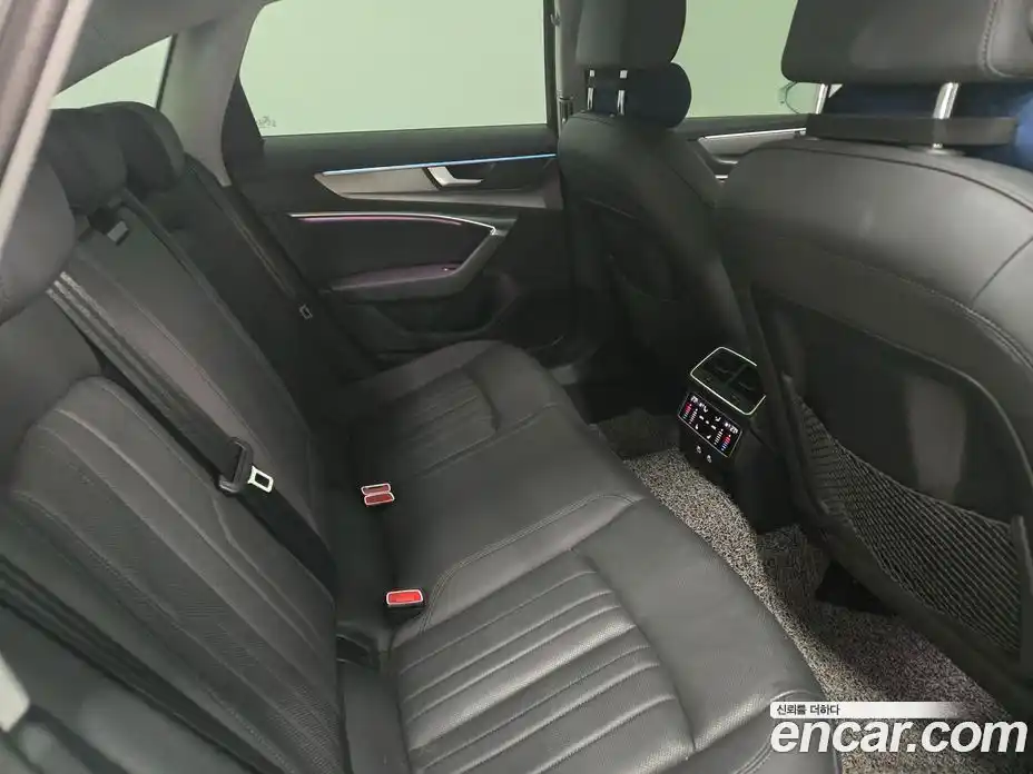 Audi A6 2022 2.0 Автомат в Москве № 230083, фото 10