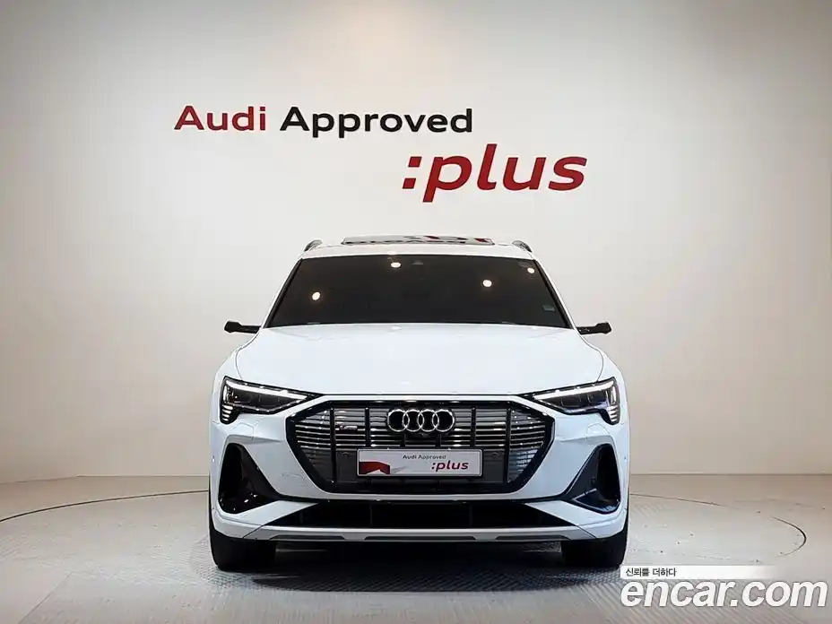 Audi e-tron 2023 0.2 Автомат в Москве № 230358, фото 3