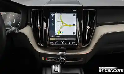 Volvo XC60 2019 2.0 Автомат в Москве № 230579, миниатюра 2
