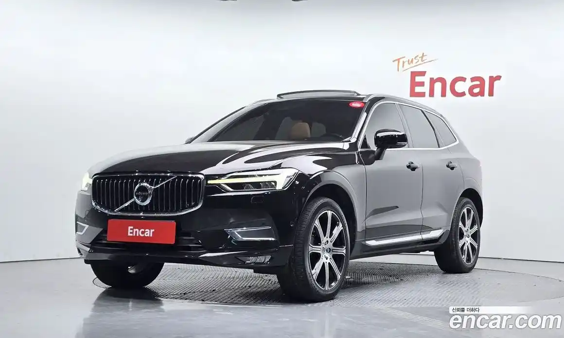 Volvo XC60 2019 2.0 Автомат в Москве № 230579, фото 4