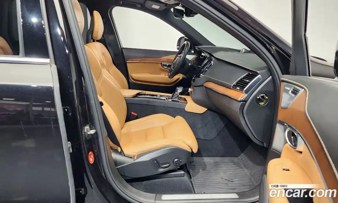 Volvo XC90 2018 2.0 Автомат в Москве № 230633, фото 11