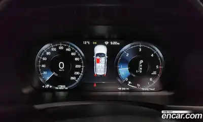 Volvo XC90 2018 2.0 Автомат в Москве № 230633, миниатюра 8