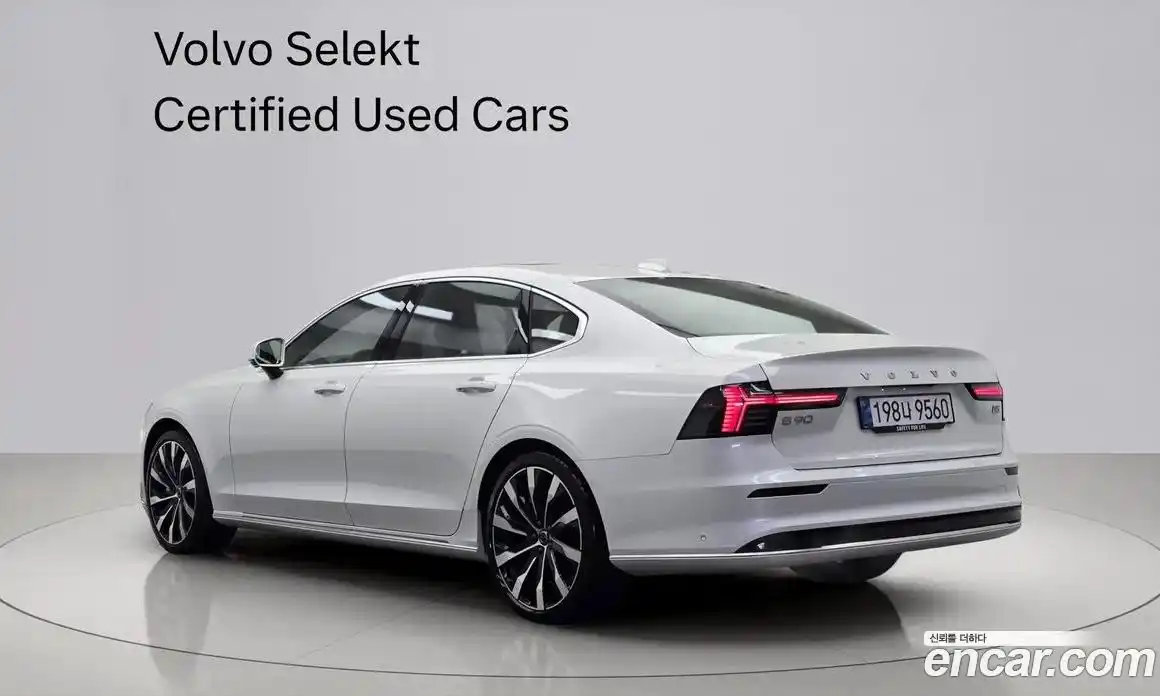 Volvo S90 2026 2.0 Автомат в Москве № 230700, фото 4