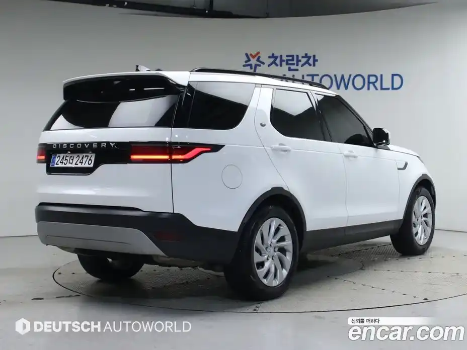 Land Rover Discovery 2025 2.0 Автомат в Москве № 231313, фото 2