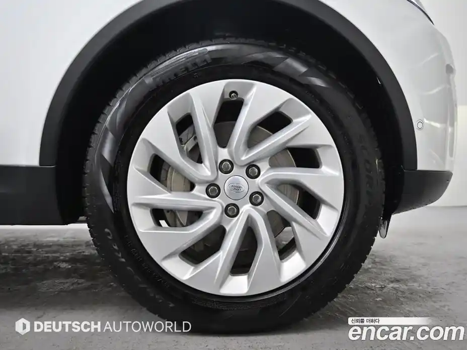 Land Rover Discovery 2025 2.0 Автомат в Москве № 231313, фото 5