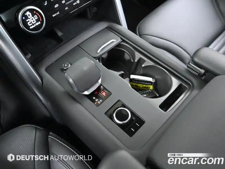 Land Rover Discovery 2025 2.0 Автомат в Москве № 231313, фото 9