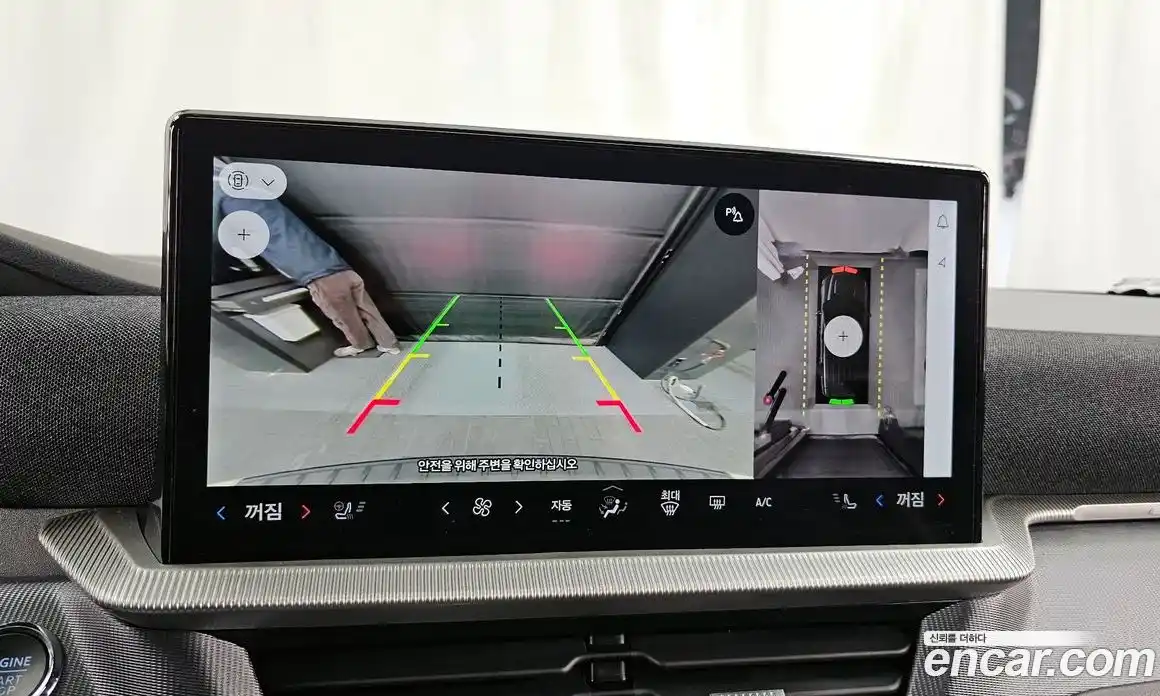 Ford Explorer 2025 2.3 Автомат в Москве № 233194, фото 15