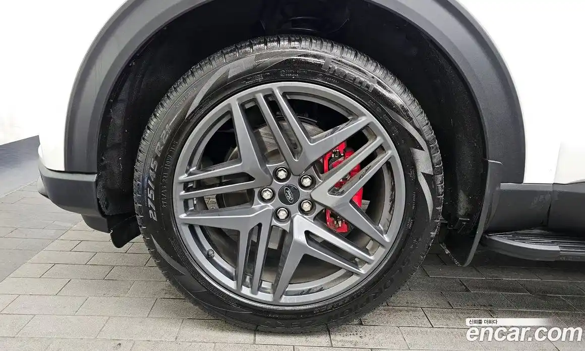 Ford Explorer 2025 2.3 Автомат в Москве № 233194, фото 5