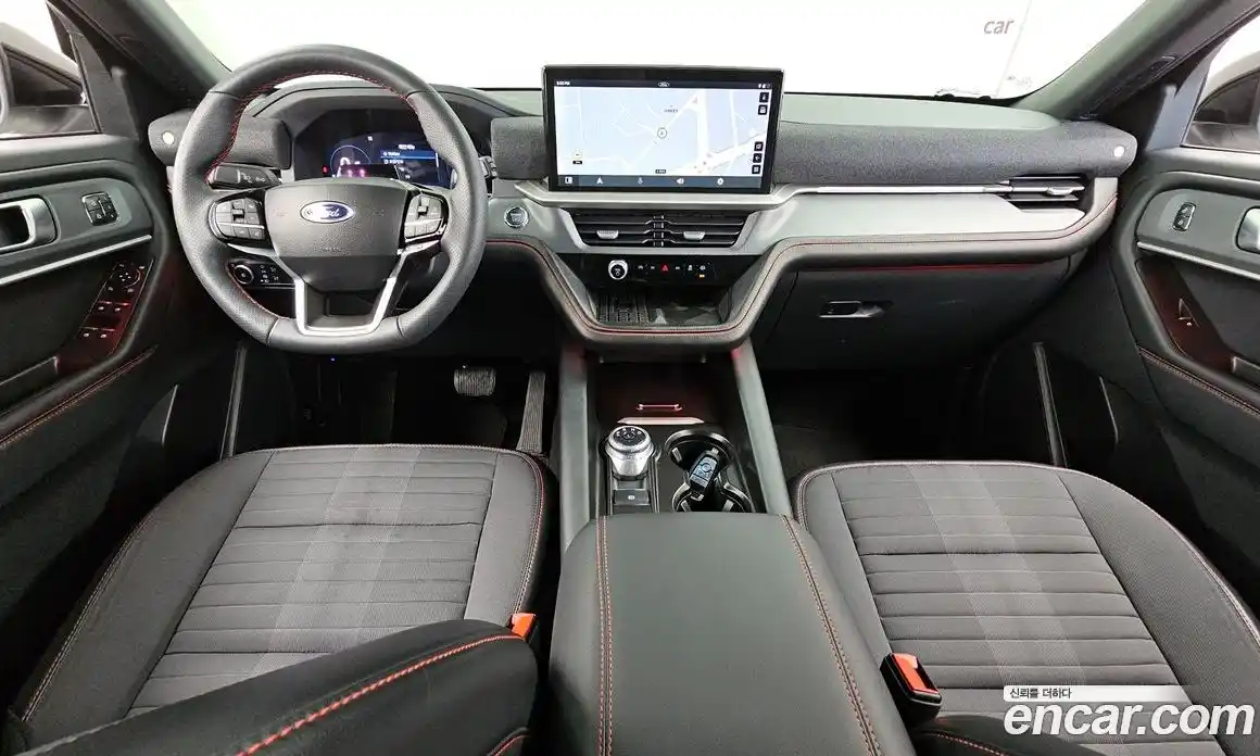 Ford Explorer 2025 2.3 Автомат в Москве № 233194, фото 7