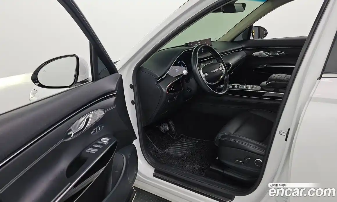 Genesis GV70 2021 2.5 Автомат в Москве № 24302, фото 6