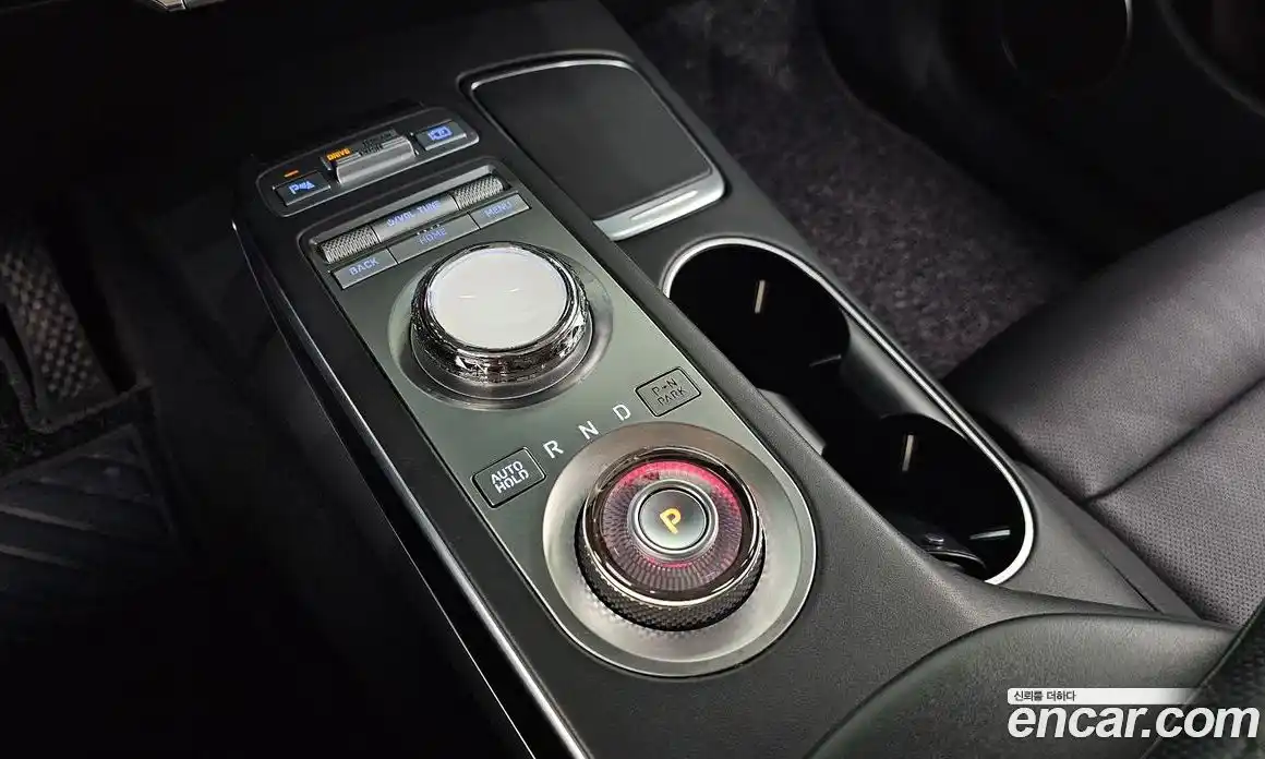 Genesis GV70 2021 2.5 Автомат в Москве № 24302, фото 10