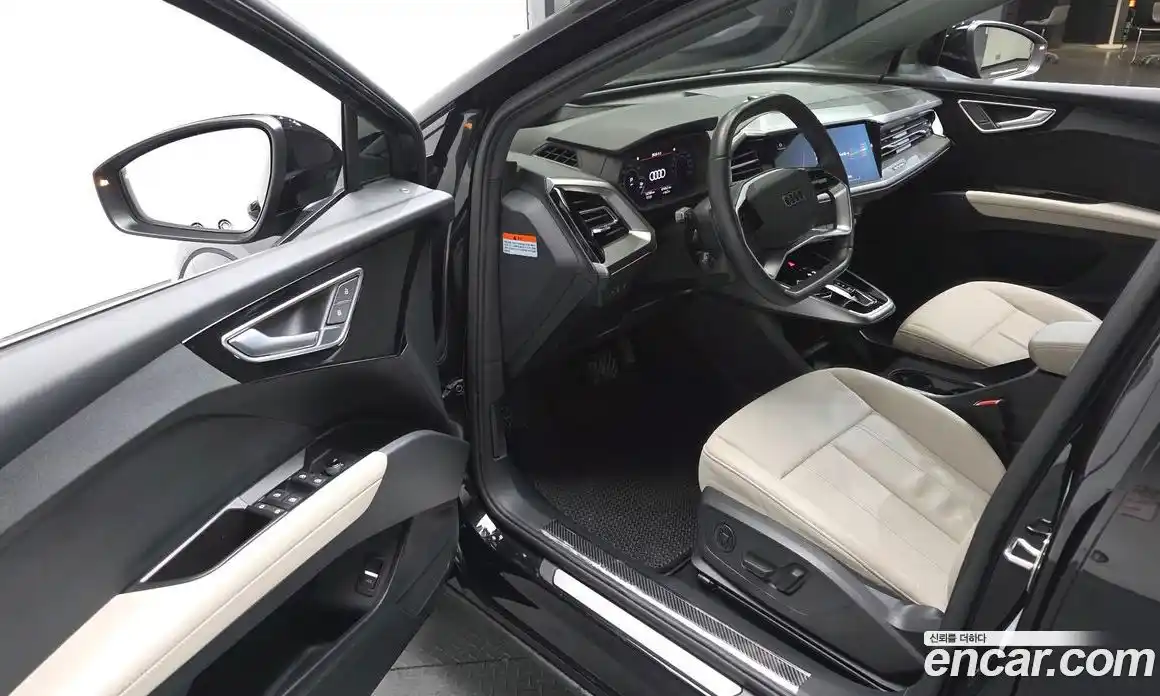 Audi Q4 e-tron 2023 0.2 Автомат в Москве № 244486, фото 18